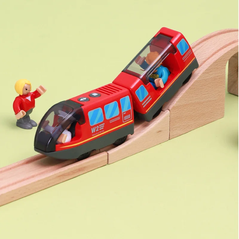 Juego de tren locomotor operado por batería, potente motor, bala, Tren Eléctrico, juguetes aptos para vías de ferrocarril de madera Biro, regalo para niños