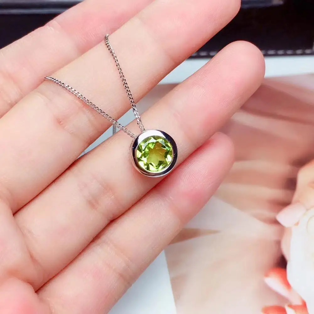 chic green peridot gemstone pendant for women necklace with silver fine jewelry  birthday anniversary gift  round green gem