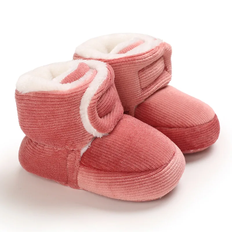 Botas de nieve para primeros pasos para bebé, zapatos bonitos de invierno, zapatos antideslizantes informales para recién nacido, suela suave, 2020