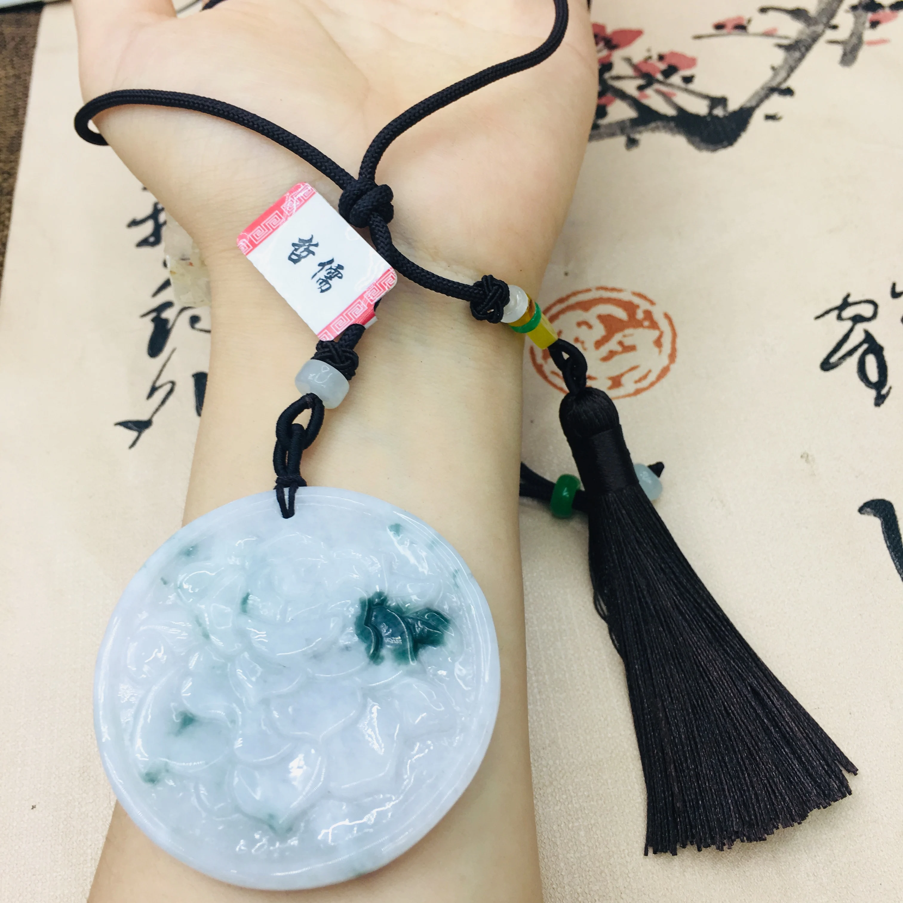 

Natural Burmese Emerald Jade Carving Two-tone Peony Flower Pendant with Hand-knitted Tassel Necklace Women's Sweater Chain