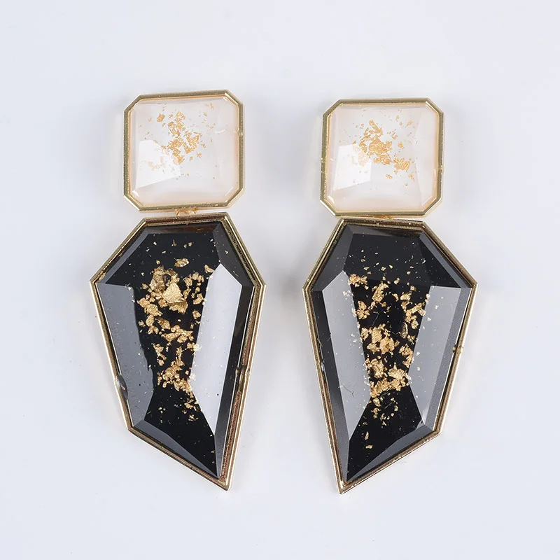 2025 New Gold Plated Resin Irregular Geometric Statement Earrings Women Indian Ethnic Large Drop Earrings Jewelry