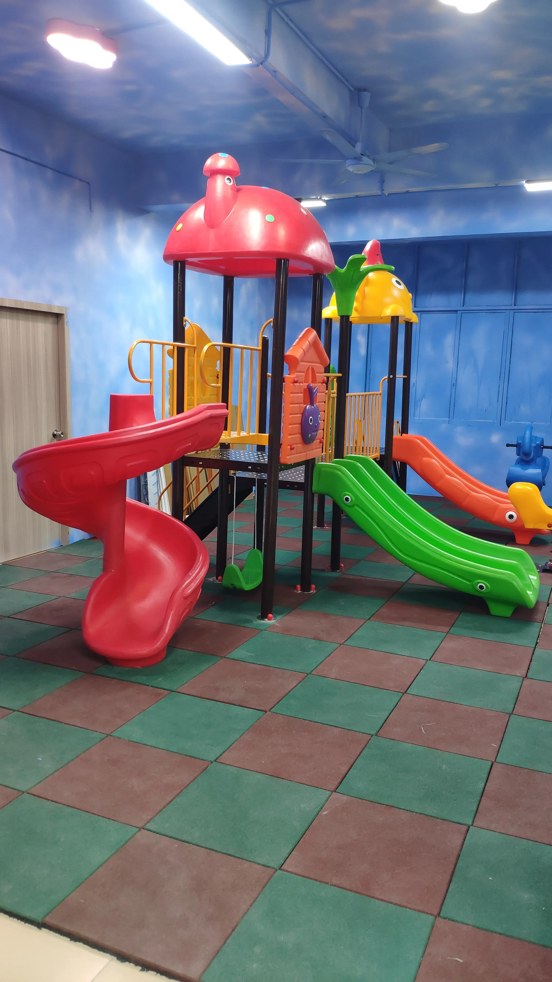 tobogan infantil tobogan plastico infantil tobogán infantil parque infantil columpio bebe toboganes para niños tobogan plastico infantil exterio tobogan plastico infantil jardin tobogan niños columpios resbaladilla B42