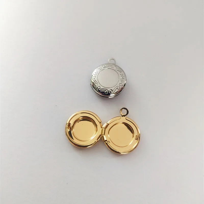 Mini Cute Heart Shape Box Pendants Necklace Round Lace Love Heart Stainless Steel Pendant souvenir