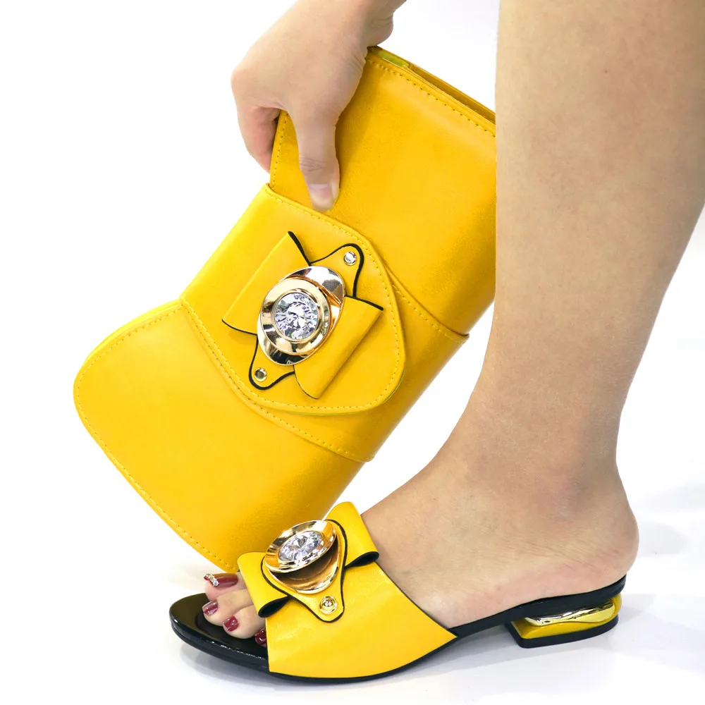 

Wonderful Yellow Low Heel 2.5CM Women Shoes Match Bag With Rhinestone Decoration African Handbag Set CR528