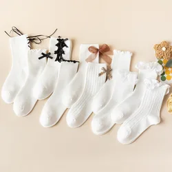 Chaussettes courtes japonaises Harajuku pour femmes, jolies et douces, avec nœud papillon, à volants froufrous, mignonnes, rétro, confortables, en coton peigné, Lolita Sokken