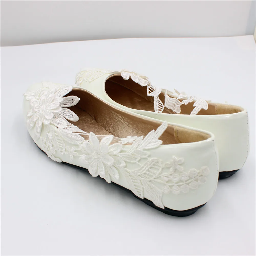 Hot seller flat white ladies shoes lace wedding dress shoes soft soles bridal shoes Large size wedding shoes with rubber soBH171