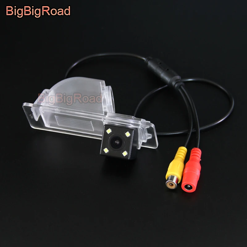 Car Rear View Reversing Backup Camera With Power Relay / Filter For Volkswagen Sagitar Santana / Jetta 2013 / 2015