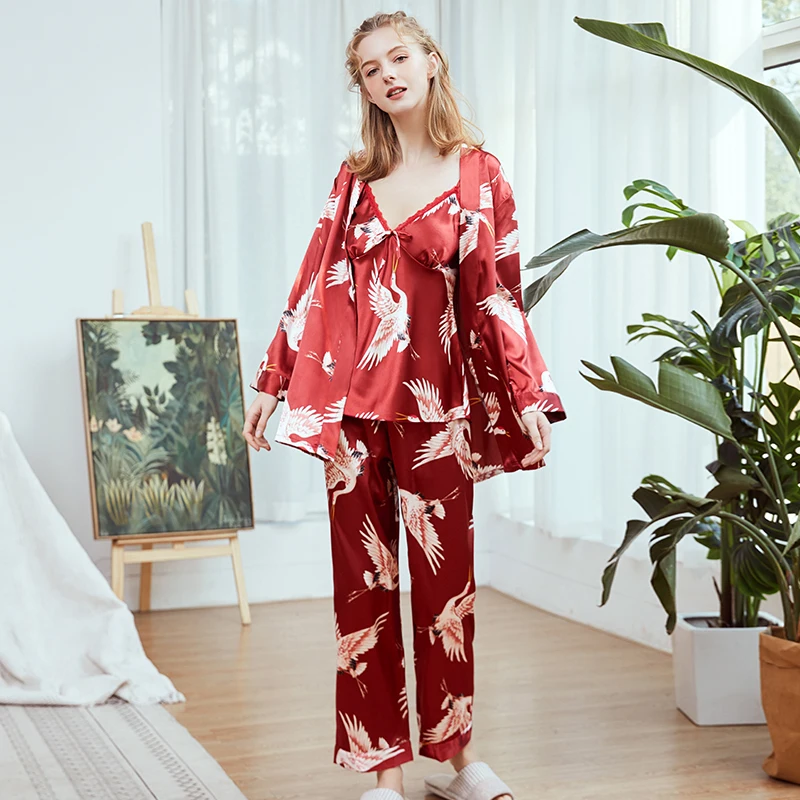 

Silk Ladies Pajamas Sling Trousers Robe Three-piece Suit Home Service Circe Pyjamas New Spring And Summer Material