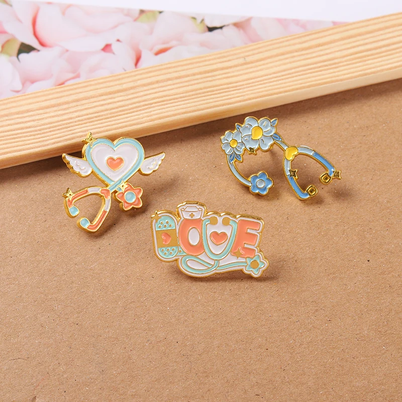 Stethoscope Enamel Pin Angel Love Heart Floral Pill Brooches for Nurse Doctor Health Care Badges Medical Jewelry Gifts