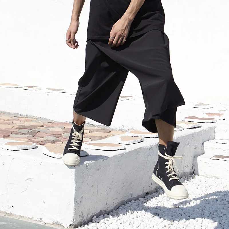 

Men's New Dark Irregular Skirt Laminated Design Of Personalized Japanese Casual Loose Trousers Skirt