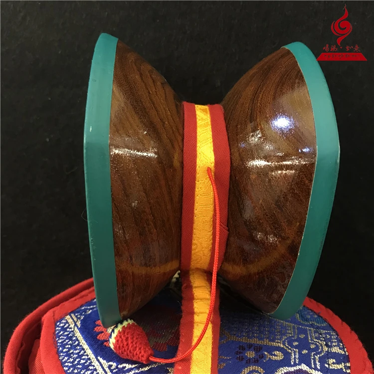 Nepal  tantra drum made of pine and goatskin,The wood color sound is good,The handle is thickened, Customized for the temple