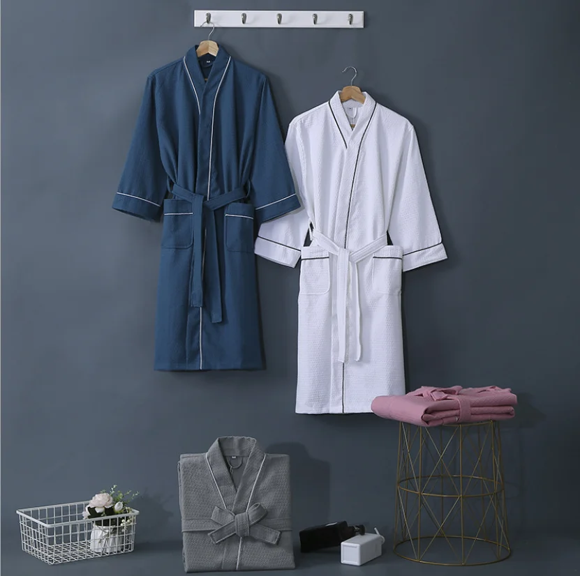 Five-star Hotel Bathrobe Men Hooded 100% Cotton Men\'s Robe Summer Thin Couples Bride Wedding Men Bath Robe Male Dressing Gowns