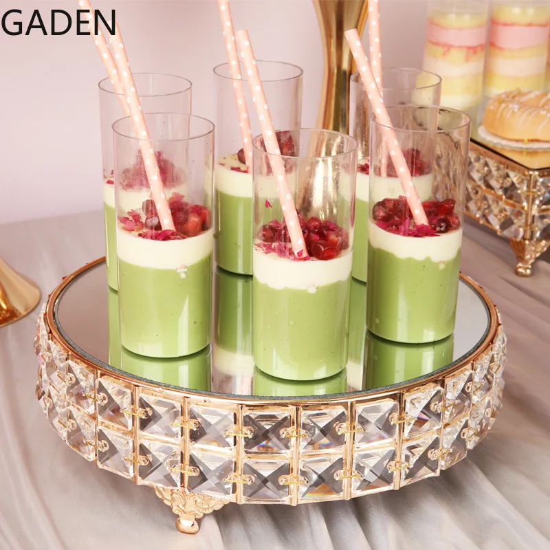 Metal Mirror Tray Ornaments Crystal Glass Tea Tray Cup Tray Cake Display Stand Wedding Dessert Fruit Tray Desktop Decoration