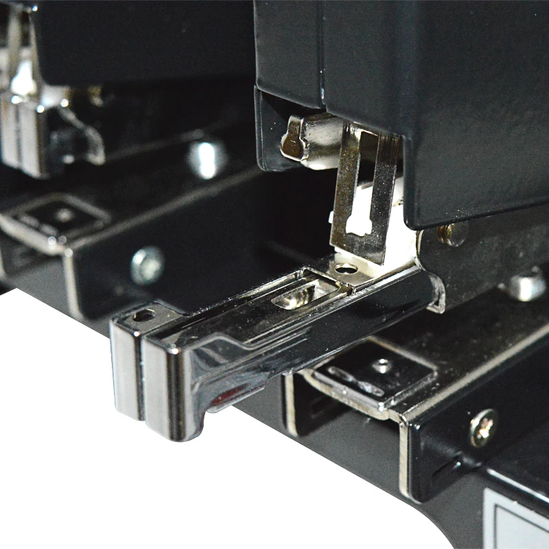 

Three-head pneumatic stapler bookbinding machine automatic electric stapler binding machine nailing machine With 180times/min