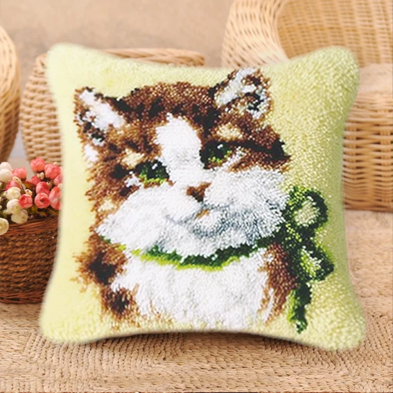 

3D Smyrna Carpet Embroidery Pillow Animal Series Latch Hook Rug Kits Butterfly Wool Carpet Embroidery DIY Latch Hook Pillow