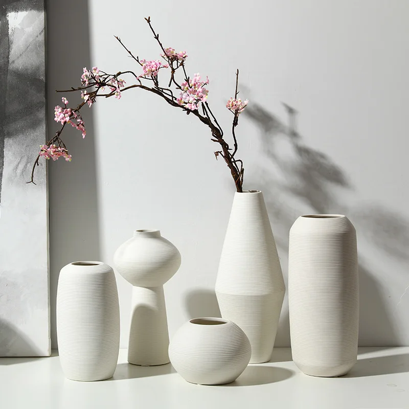 

Jingdezhen Ceramic Brushed Vase Zen Simple Floral Container White Flower Pot European Style Countertop Modern Home Decoration