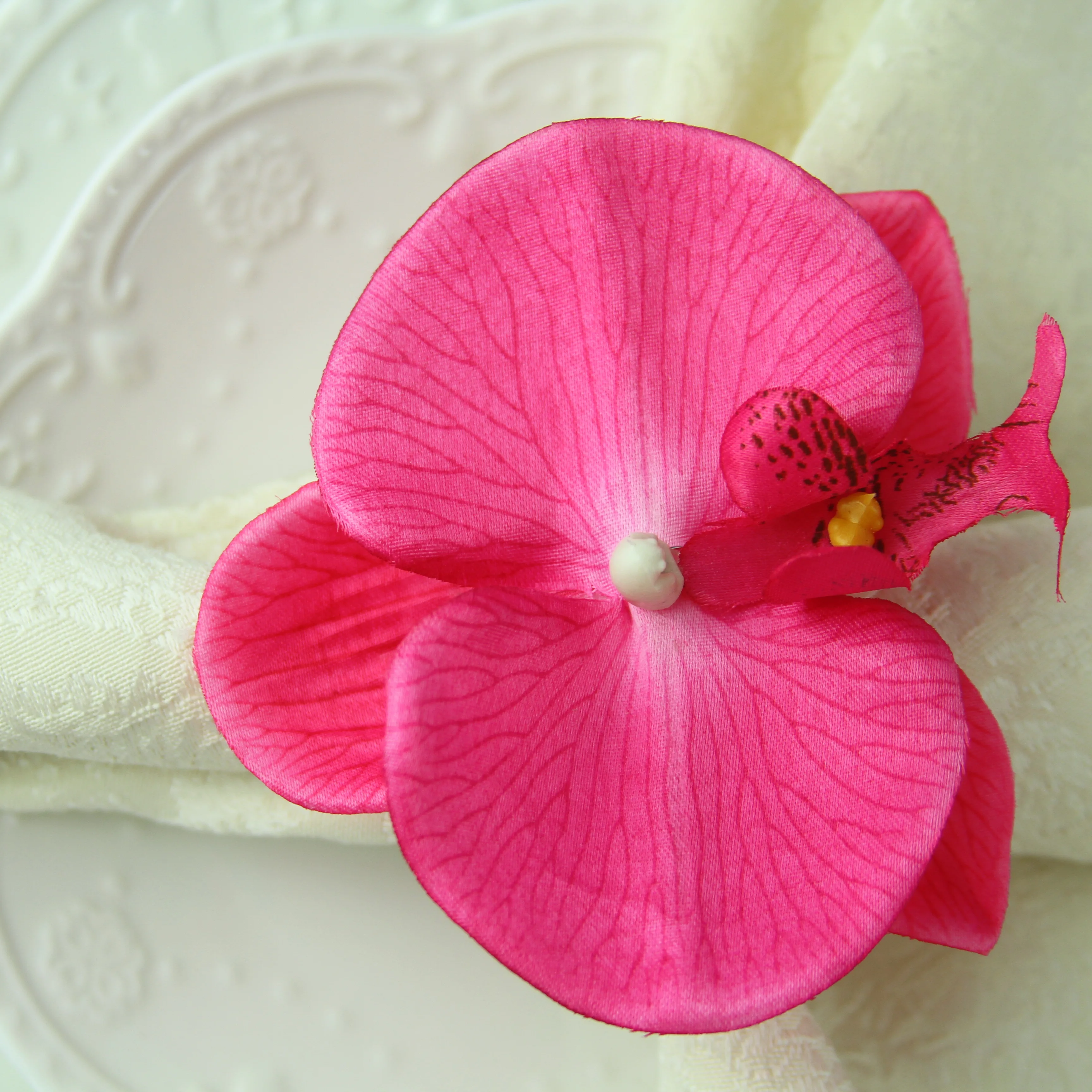 free shipping butterfly flower napkin rings table decoration 12 pcs holder ring butterfly wedding napkin holder 12 pcs