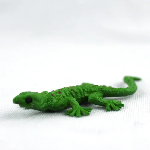 Simulation Lizard Reptile Animal Miniatures Model Chameleon Green Iguana Fairy Garden Bonsai Decor Action Figures Figurine Toys