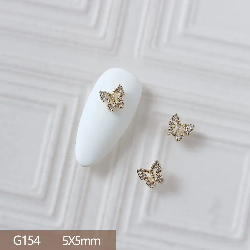 10pcs Luxury Bow Pearl Chain Butterfly 3D Alloy Nail Art Zircon Pearl Metal Manicure Nails Accessories DIY Decorations Charms