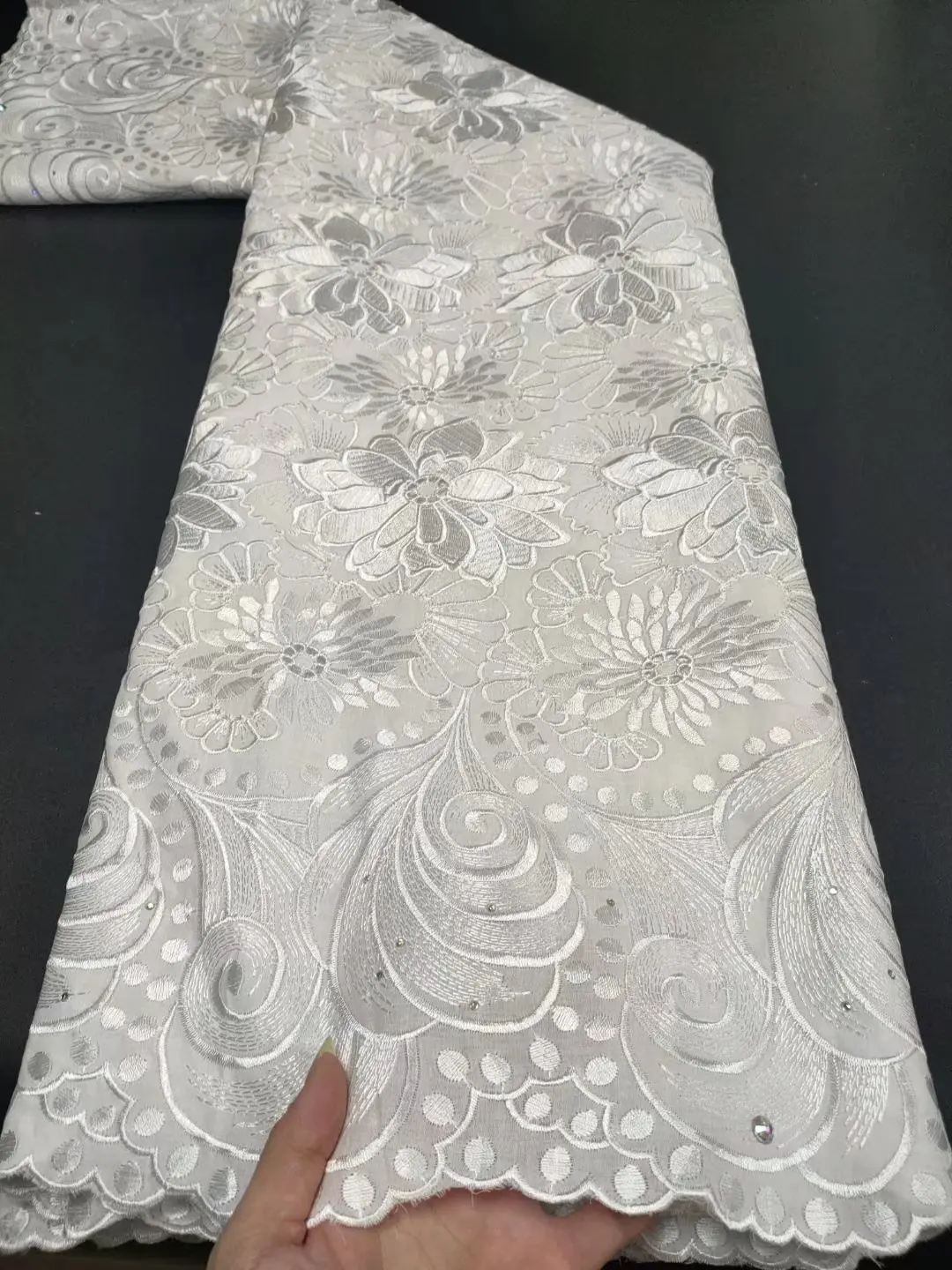 

Hot Selling 100% Cotton African Dry Lace Fabric Nigeria Lace Fabric 2021 Latest High Quality Swiss Voile In Switzerland KTY21112