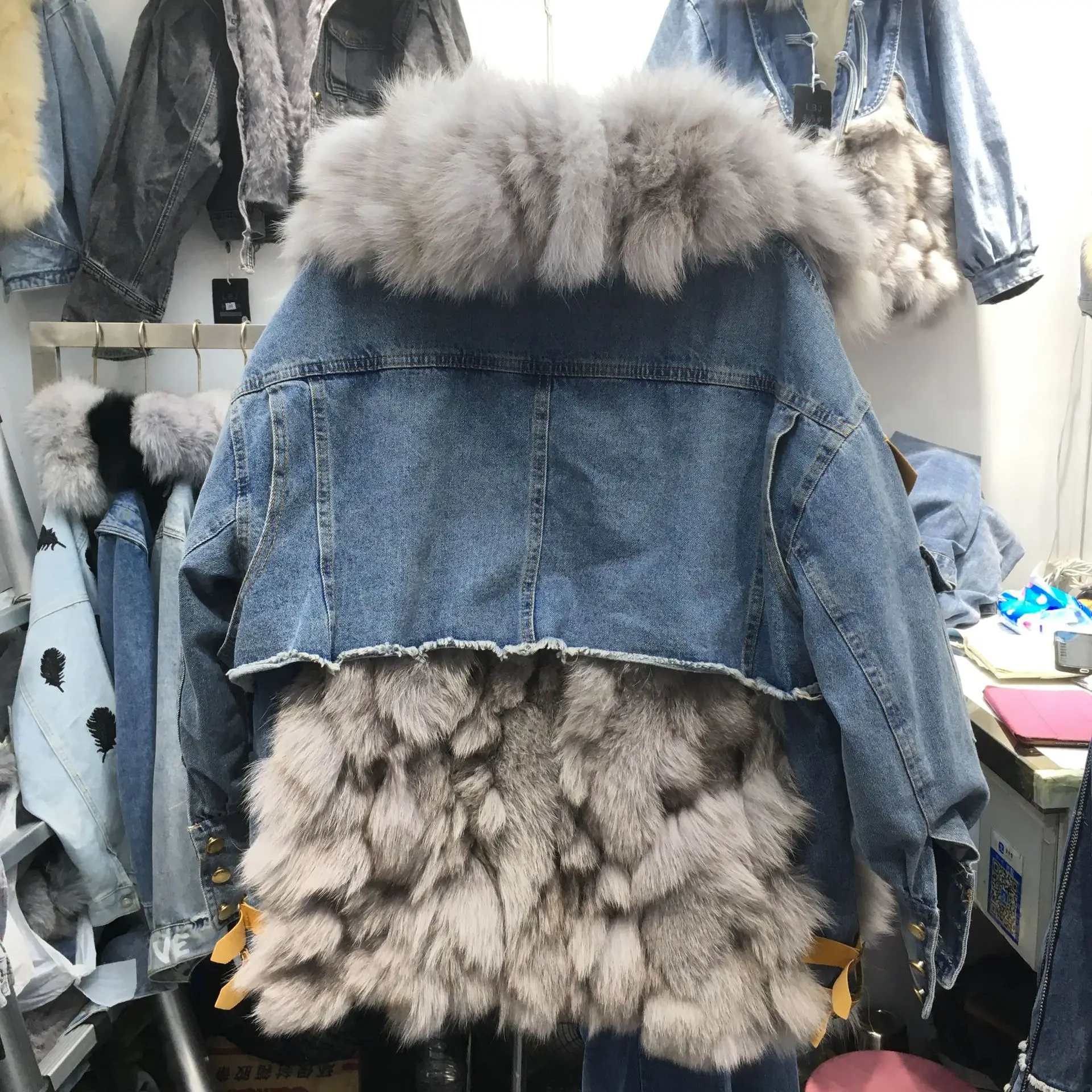 2023 Winter Neue Mode Denim Parka für Frauen Lose Dicker Warme Echt Fuchs Pelz Mantel Baumwolle Gefütterte Jacke Weibliche oberbekleidung