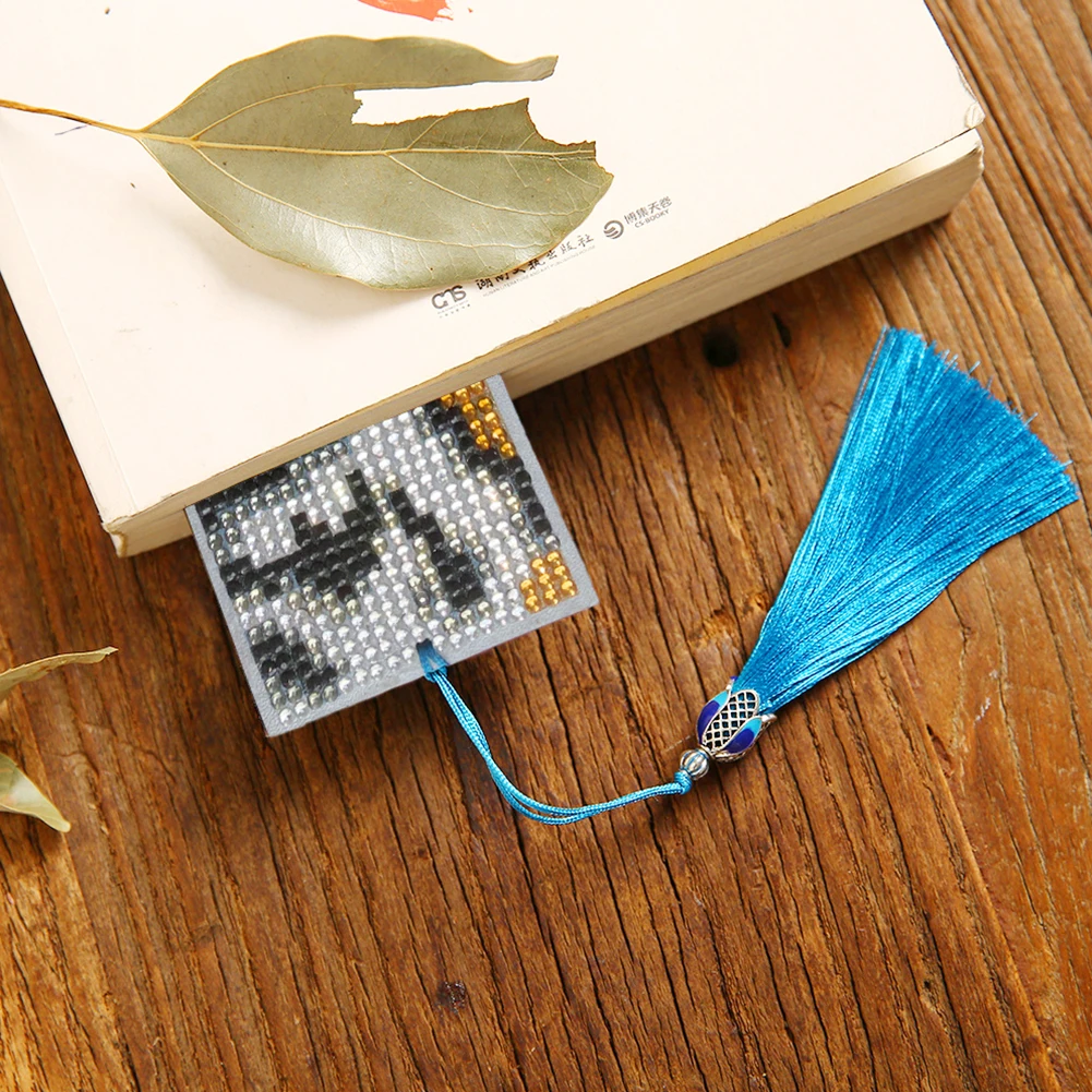 5D DIY Diamond Painting Leather Bookmark Embroidery Tassel Special Shape Drill Mark Rhinestone Art Craft Book Lover Gift Feature