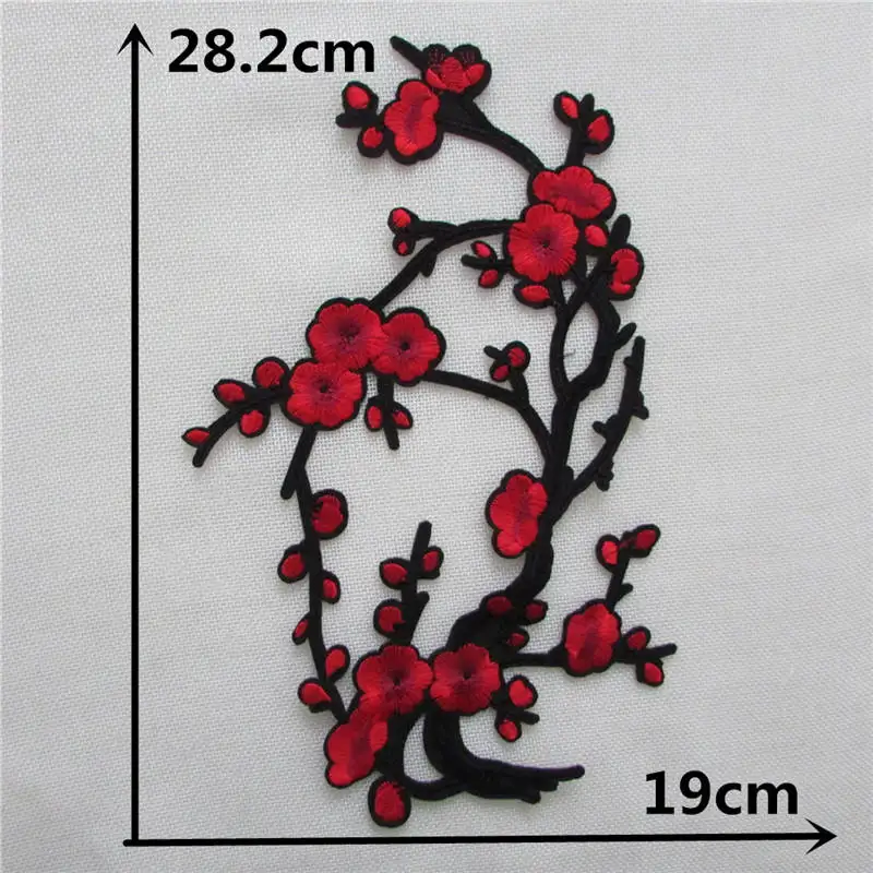 Fashion Style Plum Blossom Pattern Hot Melt Glue Patch Embroidery Clothes Ironing Applique Clothing Decoration DIY Accessories