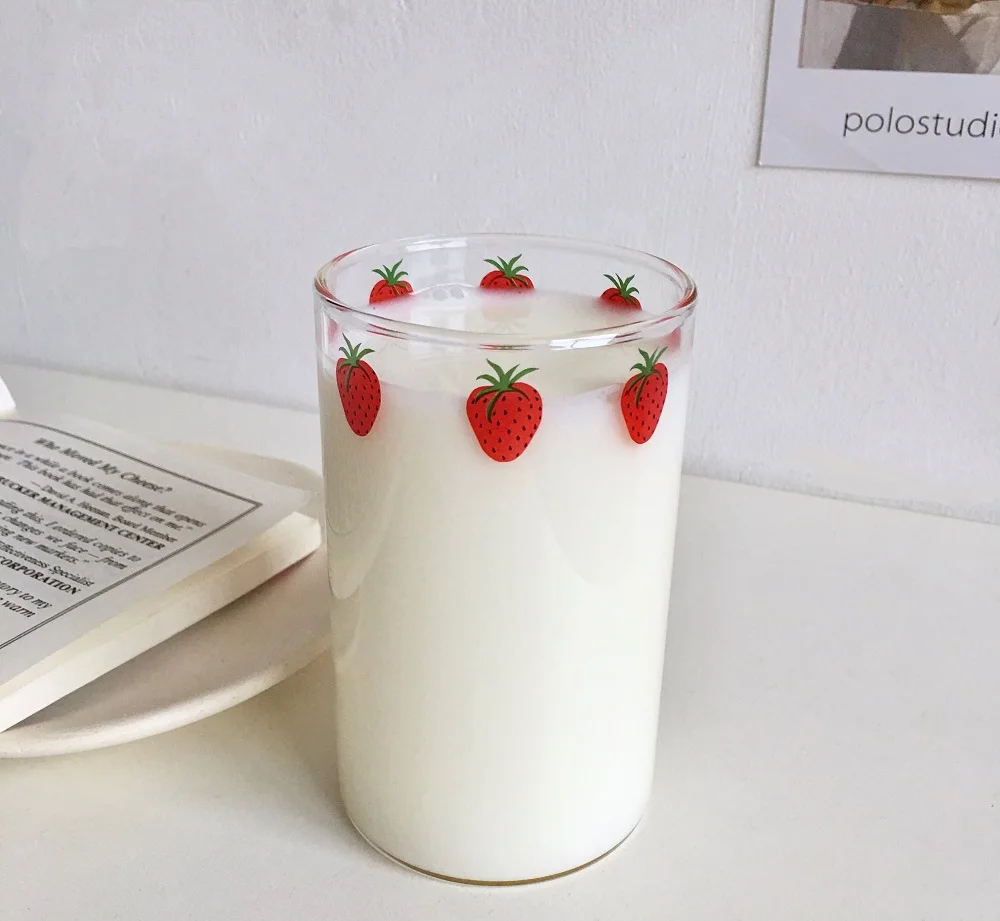 300ml Strawberry Cute Glass Cup With Straw Creative Transparent Water Cup Student Milk Heat Resistant Glass Nana