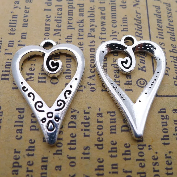 12pcs/Lot 17x25mm Heart Hollow Alloy Charms Antique Silver Color Pendants for DIY Jewelry Making Charm