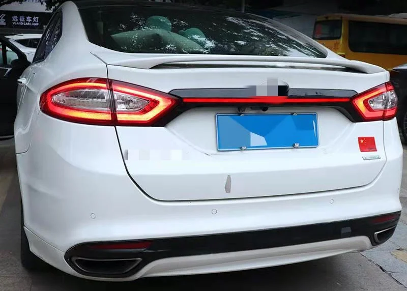 ABS Tail Wing Roof Visor Rear Spoiler for Ford Mondeo 2013-2016 with Additional Brake Light