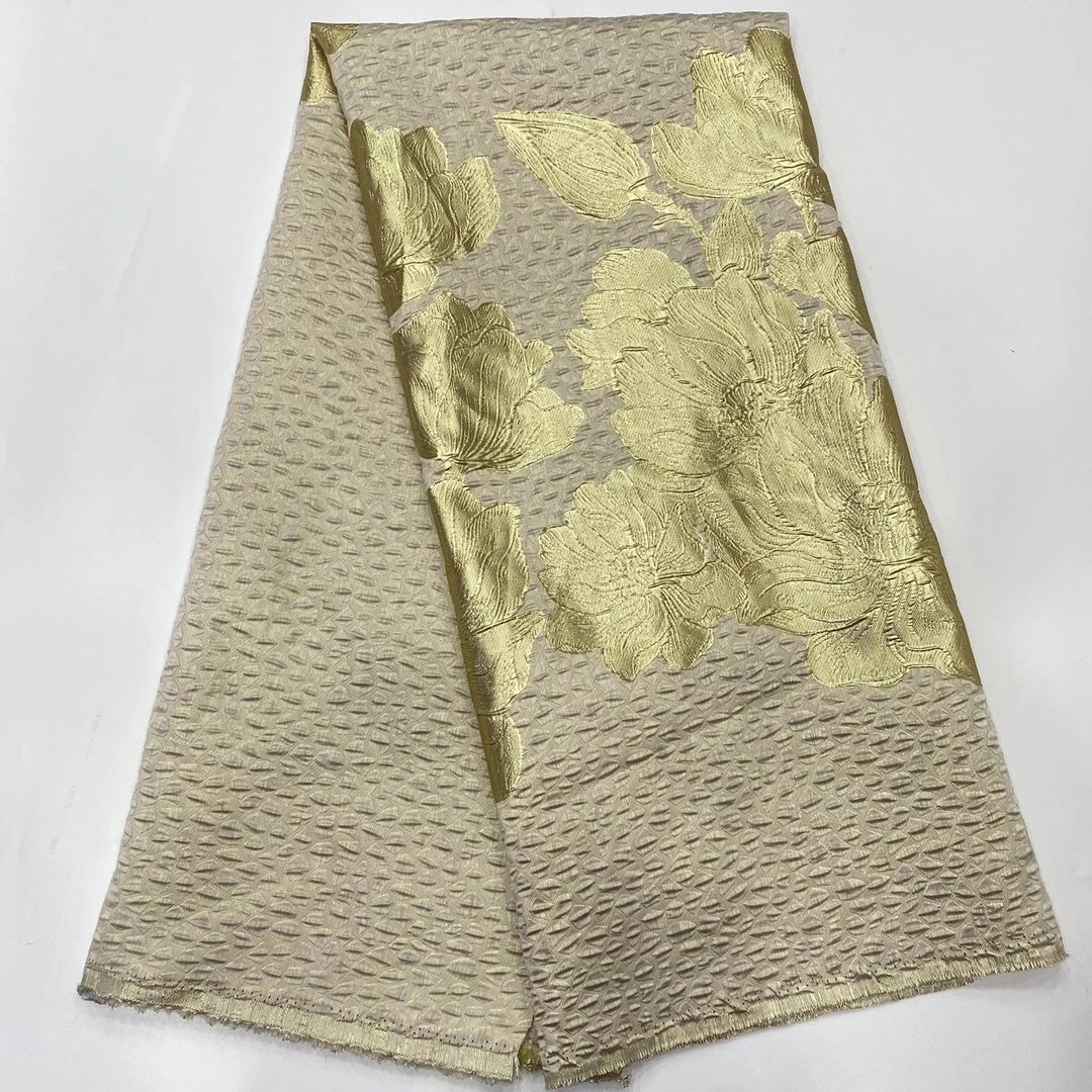 

Fashion African Lace Fabric 2021 High Quality Brocade Jacquard Lace Tissus Nigerian Lace Fabric For Sewing Party Dress LJK20132A