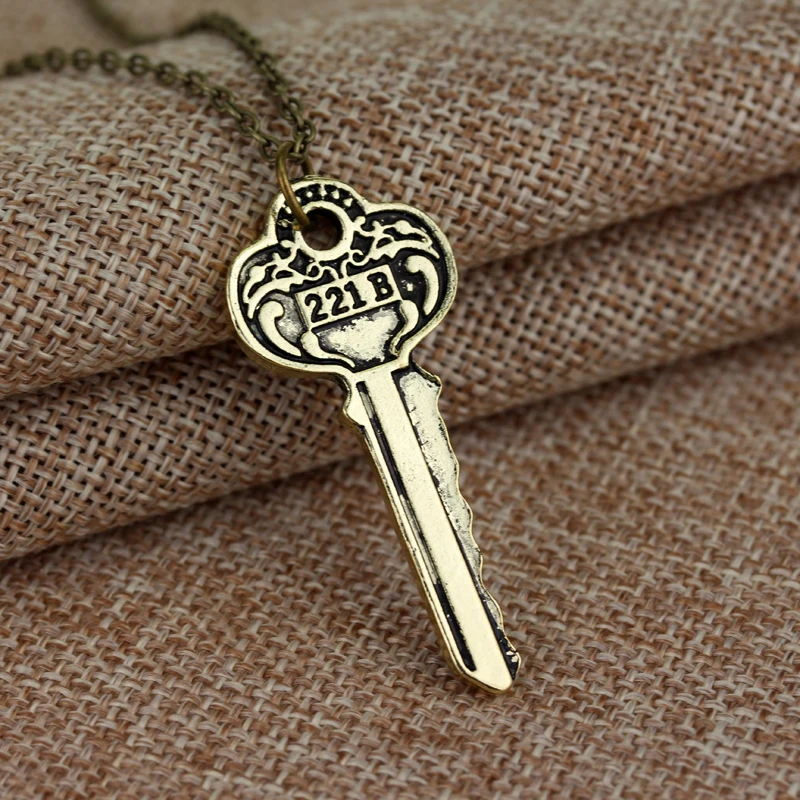 Sherlock 221b House Key Neckla - Vintage Fashion Houses recension och pris