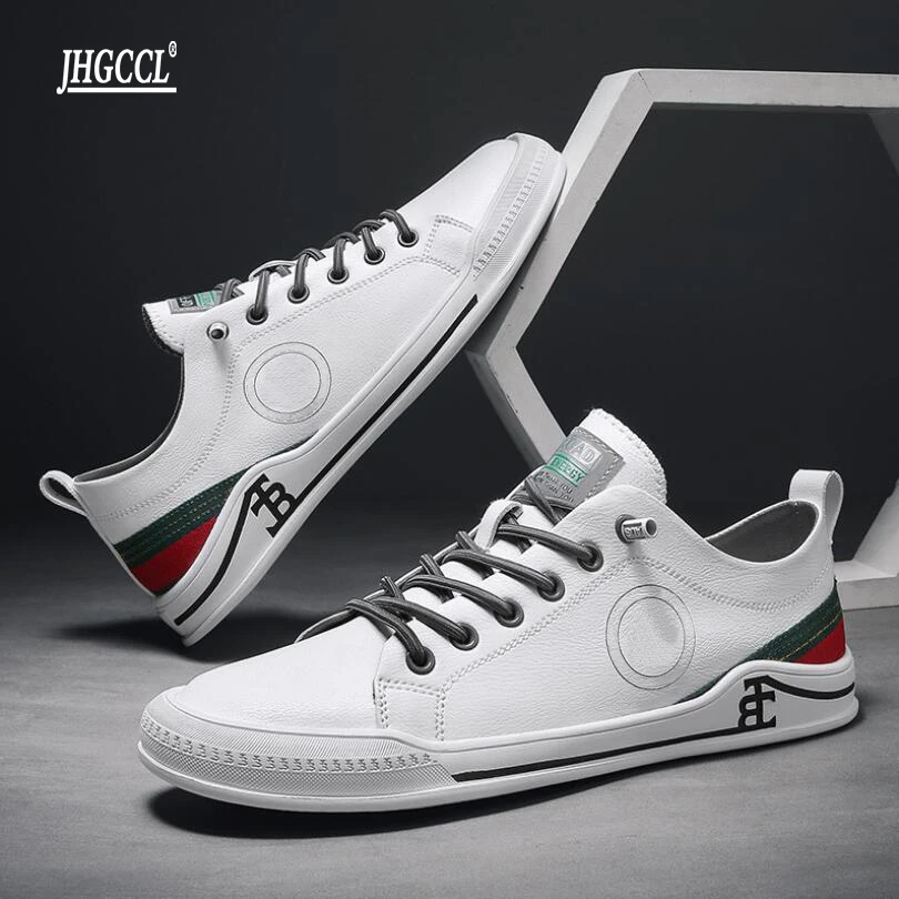 NEW designer casual board shoes men fashion small white shoes four seasons men sports shoes daily casual shoes A15