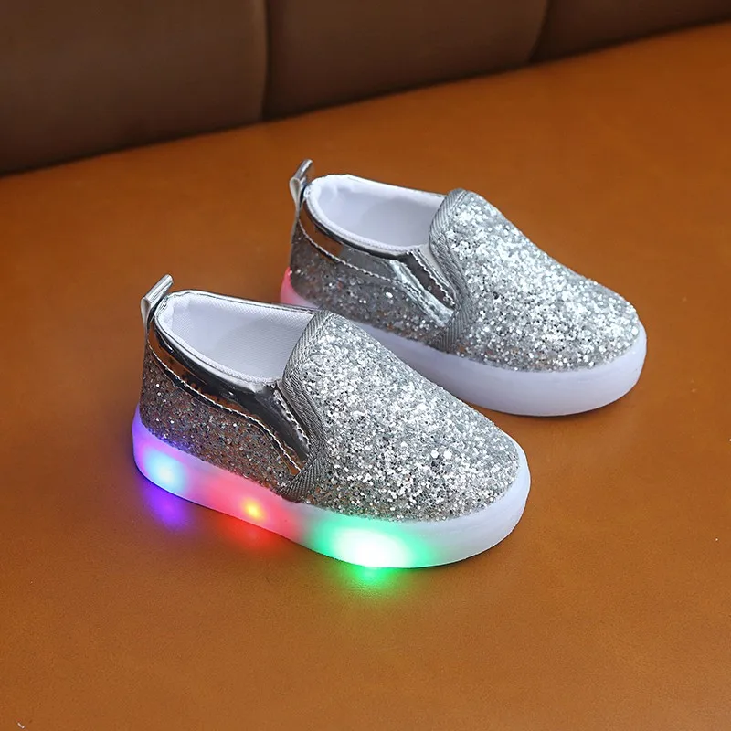 Sneaker Slip-On per bambini illuminate scarpa leggera per paillettes 2019 Sneakers per bambini scarpe autunnali a Led per ragazzi 1 2 3 4 5 6 anni