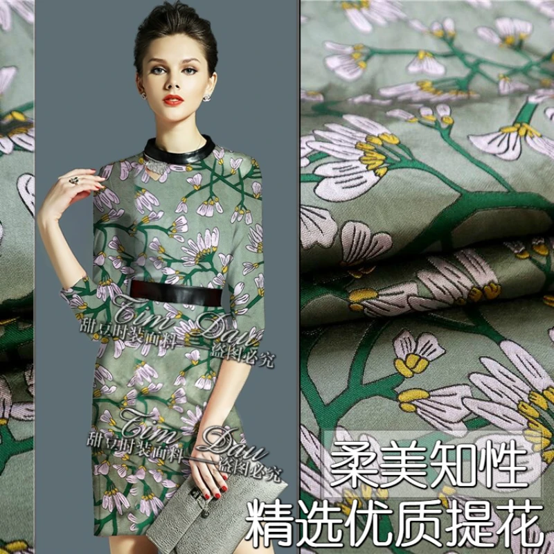 

Three-dimensional Flower Jacquard Brocade Fabric High-end Dress Yarn-dyed Fabrics Lady Temperament Cloth Per Meter Sewing