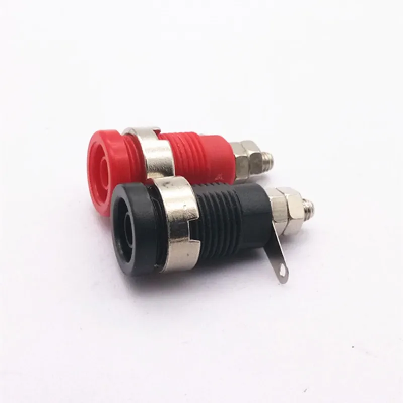 4 مللي متر الموز المقبس أنثى النيكل مطلي ملزمة آخر مسامير محول ل مكبر صوت مكبر للصوت محطات موصل البلاستيك قذيفة