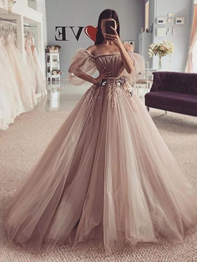 Lorie Gaun Prom Tulle Bahu Terbuka Lengan Ruffle Baru 2021 Gaun Pesta Malam Formal A-line Renda Belakang Ukuran Plus