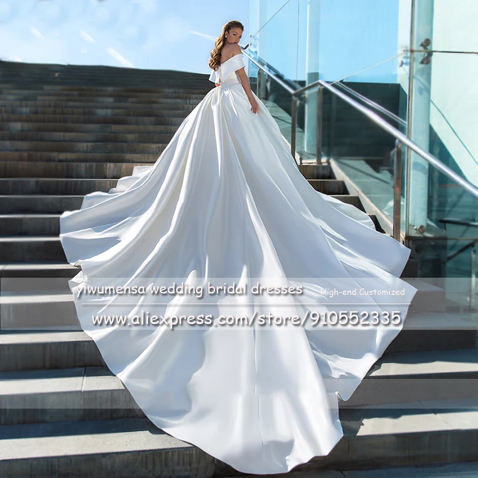 White Soft Matte Satin V Neck Wedding Dress Pleated Waist Boho Bridal Gown Vestidos De Noiva Off Shoulder Ball Gown Dresses A138