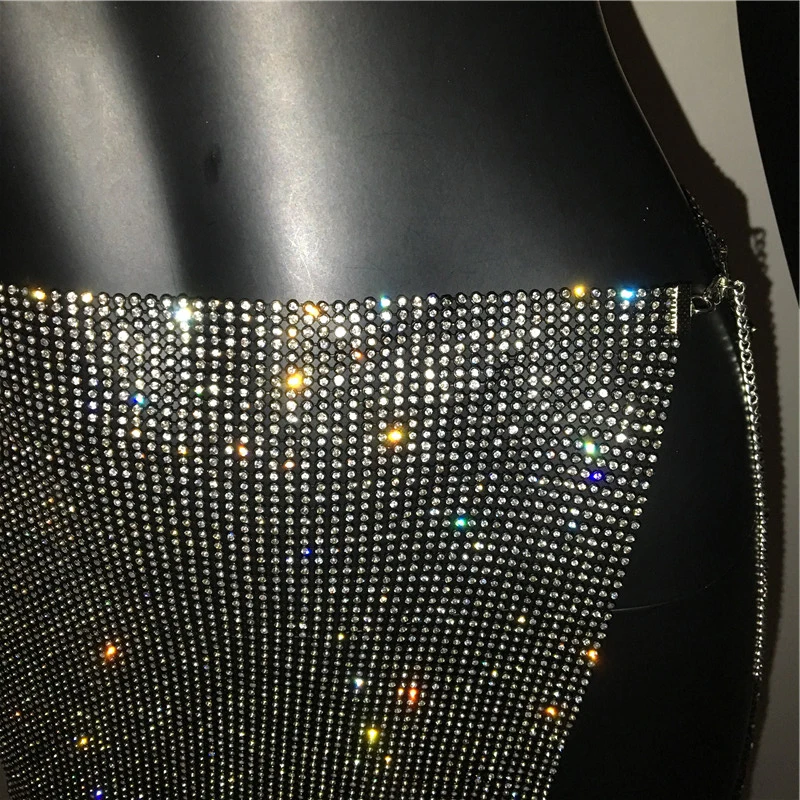 AKYZO ผู้หญิงเซ็กซี่ Clubwear แยก Rhinestone กระโปรงมินิ 2025 ใหม่หรูหราโลหะเลื่อม Glitter คริสตัลปาร์ตี้กระโปรงทอง/เงิน