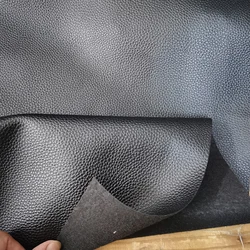 Good Soft PU Leather Black Small Lychee Pattern Faux Real Leather Fabric Sewing Sofa DIY Chair Cover/Bag Material/Car Seat