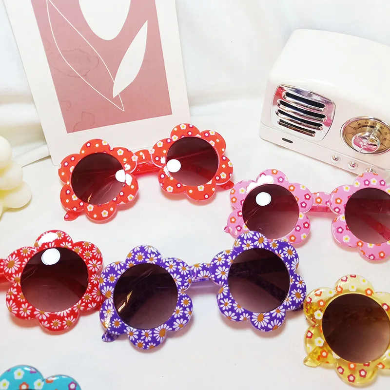 

New fashion lovely sunglasses Baby Boy Girl Sun Flower Cute Cartoon Vintage Children Fashion Eyeglasses Anti-UV Outdoor