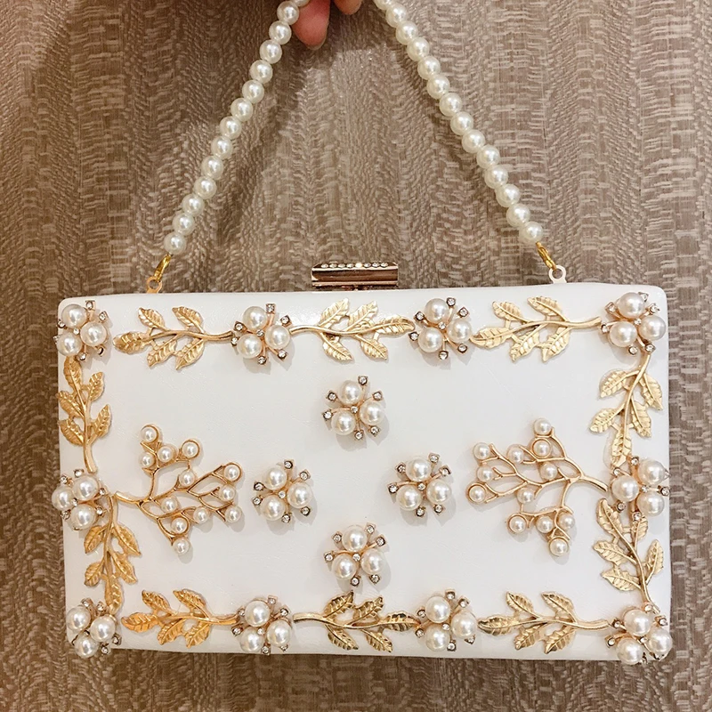 

Fashion Large Pearl Chain Women Evening Clutches Best Designer Gold Leaves Hard Lady Wedding Bridal Clutches Phone Case Collect