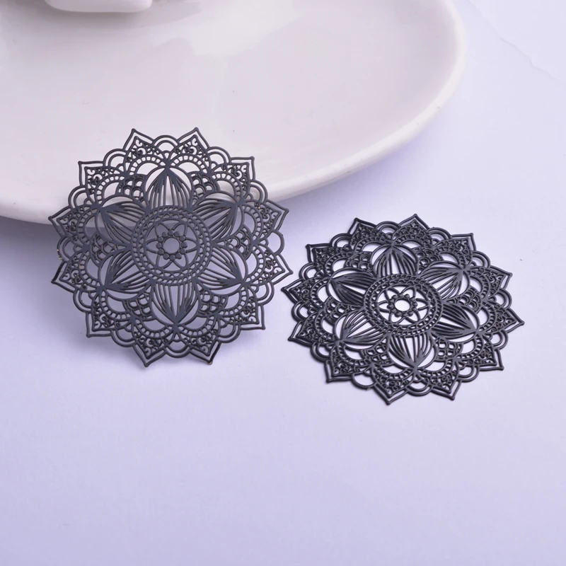 30 Stück AB6414 40mm Filigrane Mandala-Form Charms Ohrring-Verbinder Metall Messing Dünner Anhänger DIY Schmuck Ohrring-Herstellung – Detail 9