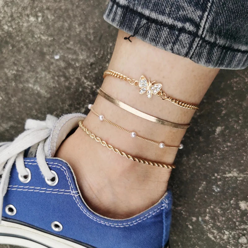 2024 Butterfly Diamond Claw Chain Four-Piece Pearl Foot Ornaments Woman Anklets Gold Jewelry Joyero Fashion Gothic Accessories