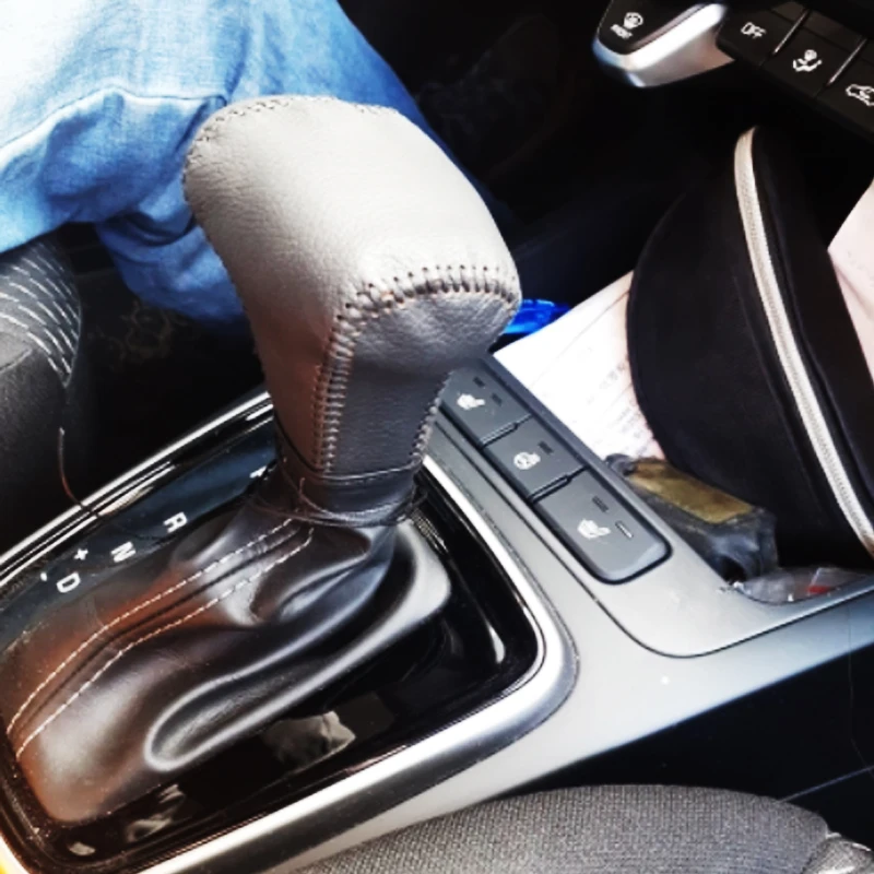 Leather Car Gear Head Shift Knob Protection Cover Case for Kia Rio 4 K2 Sportage QL KX5 Optima K5 Niro 2017 2018 2019