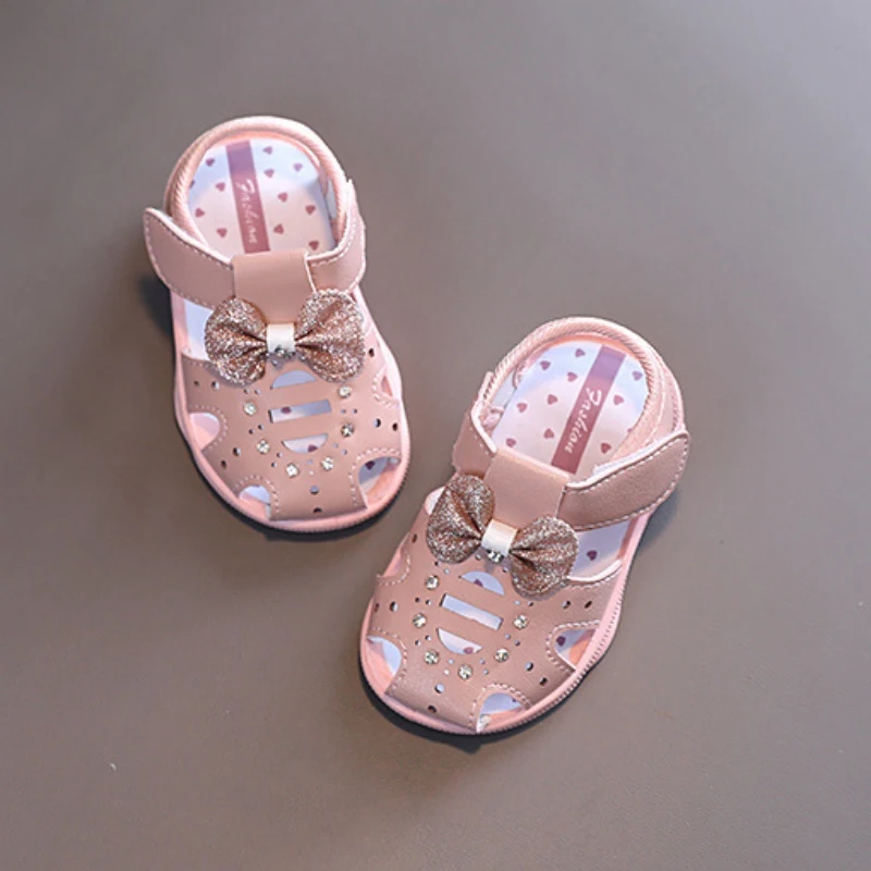 New Summer Sandals Shoes Cute Sweet Fashion Children Leathers Princesses Shoes For Girls Baby Breathable Hoolow Out Bow Shoes