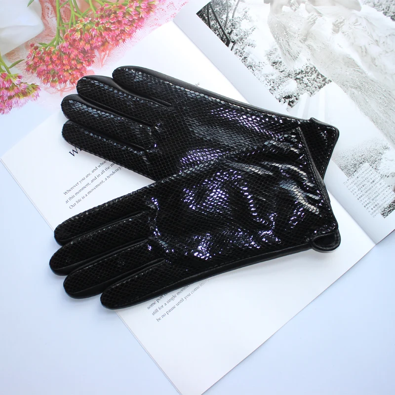 New Women Fashion Keep Warm In Autumn And Winter Black Half Serpentine High Quality Sheepskin Genuine Leather Gloves