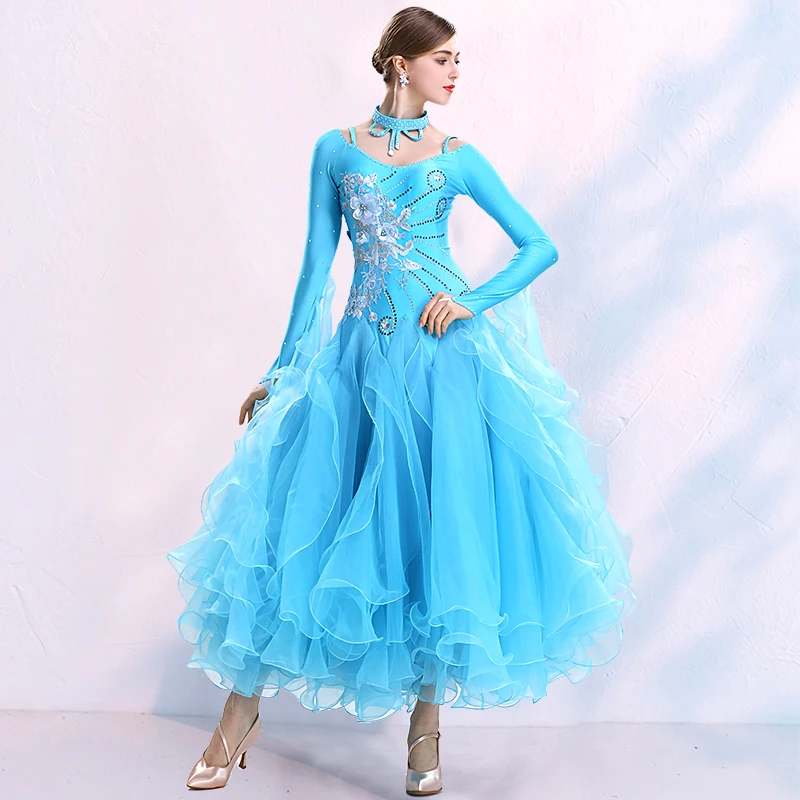 สีแดง Ballroom Dress มาตรฐานโมเดิร์นเต้นรำเครื่องแต่งกายผู้หญิง Waltz Foxtrot เต้นรำชุดแขนยาว