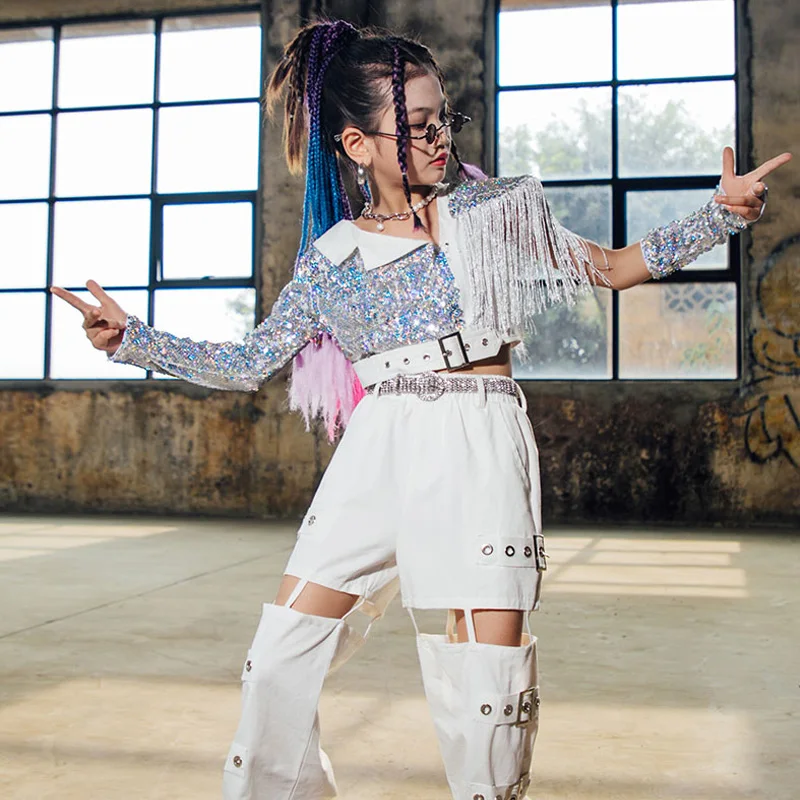 2022 Kids Jazz Dance Costumes Sequin Fringe Tops White Pants Modern Street Dance Stage Performance Clothing Hip Hop Suit DQL6130