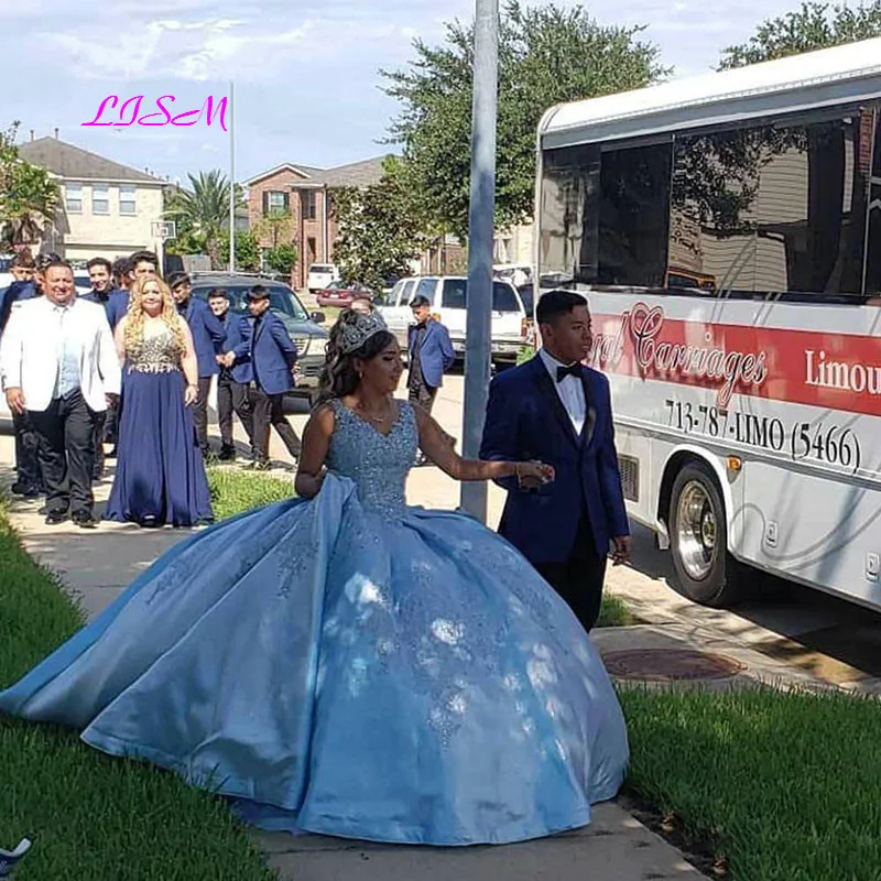 Gaun Quinceanera Biru Langit Gaun 16 "Manis Tanpa Lengan Gaun Bola Gaun Pesta Prom Renda Anak Perempuan Gaun Malam Panjang Elegan